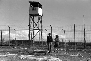 Detention and displacement throughout the British Empire: from the Irgun to the Mau Mau, 1945-1955